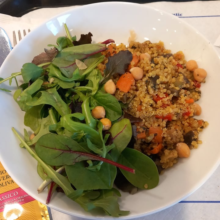 photo of Bar Atlantic Esselunga quinoa con verdure shared by @frop on  28 Jan 2025 - review