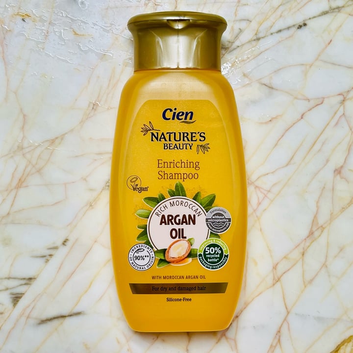 photo of Cien Nature’s beauty Enriching Shampoo with Moroccan Argan Oil shared by @thevegabondgirl on  14 Apr 2024 - review