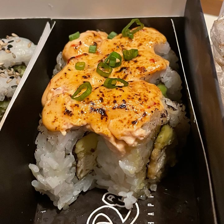 photo of Roll Up Happy Makis Fuego shared by @andreapajuelom on  06 May 2024 - review