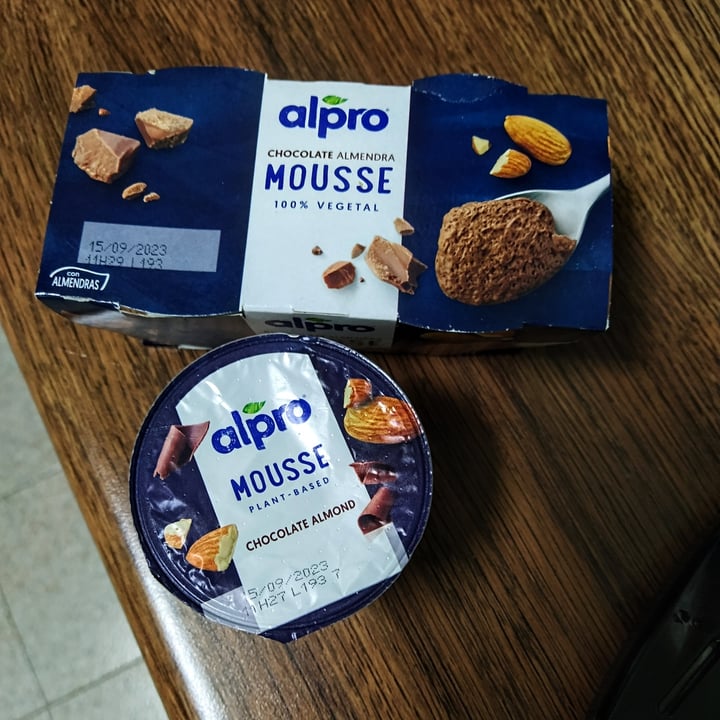 photo of Alpro Alpro mousse de chocolate almendras shared by @lidiaaguilar on  21 Aug 2023 - review