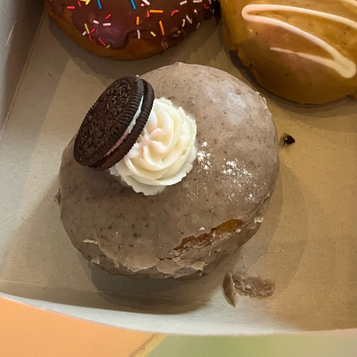 Grumpy & Runt | Little Deli & Donuts 113 Loop St, Cape Town City Centre ...