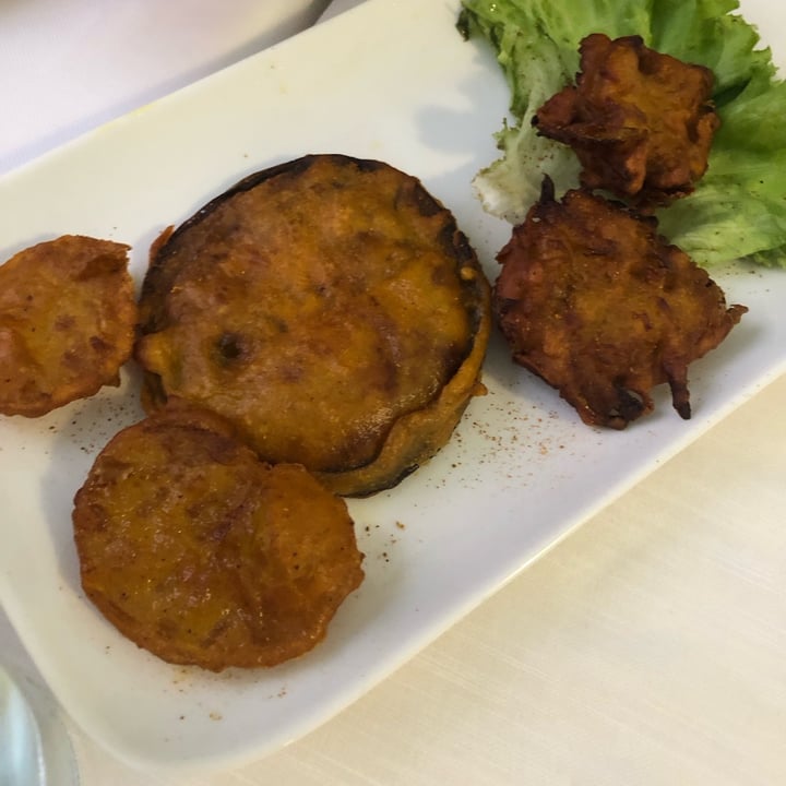 photo of TASTE GRILL PAK INDIANO Mix Pakora shared by @lisbethsalander on  01 May 2024 - review