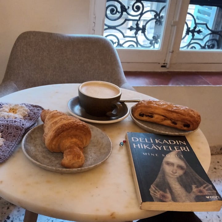 photo of Oh Faon ! La boutique croissant shared by @bbilge on  06 Dec 2023 - review