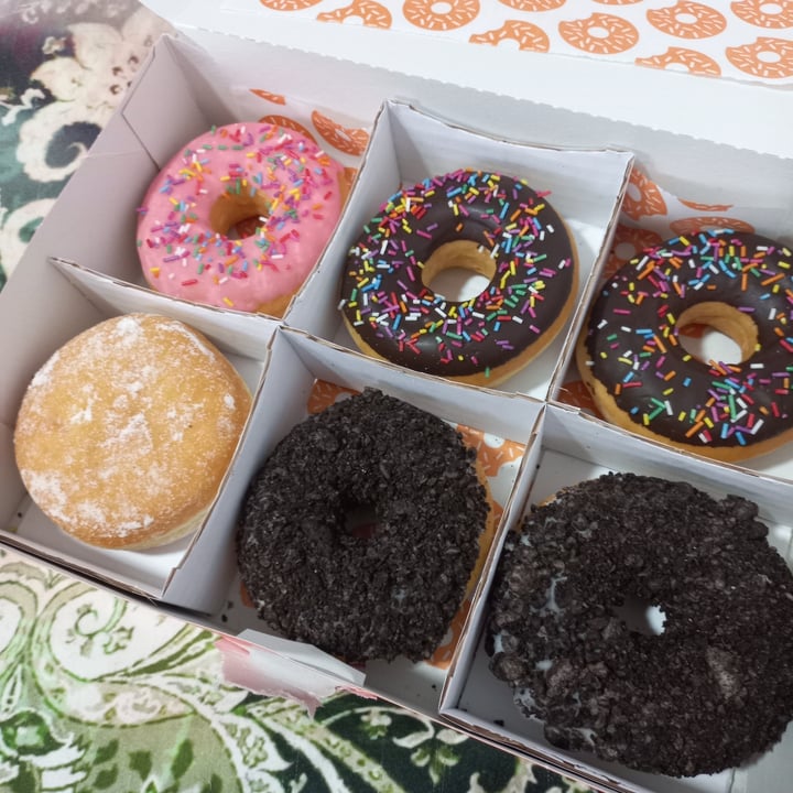 photo of Dunkin’ Donuts Strawberry Sprinkles shared by @punilu on  27 Jan 2024 - review