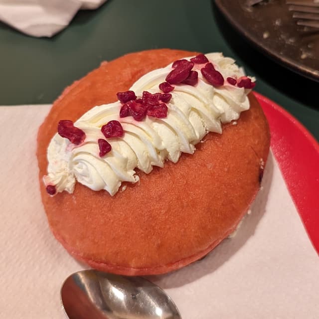 Photo of the dish “Pastelito De Remolacha Y Chocolate”