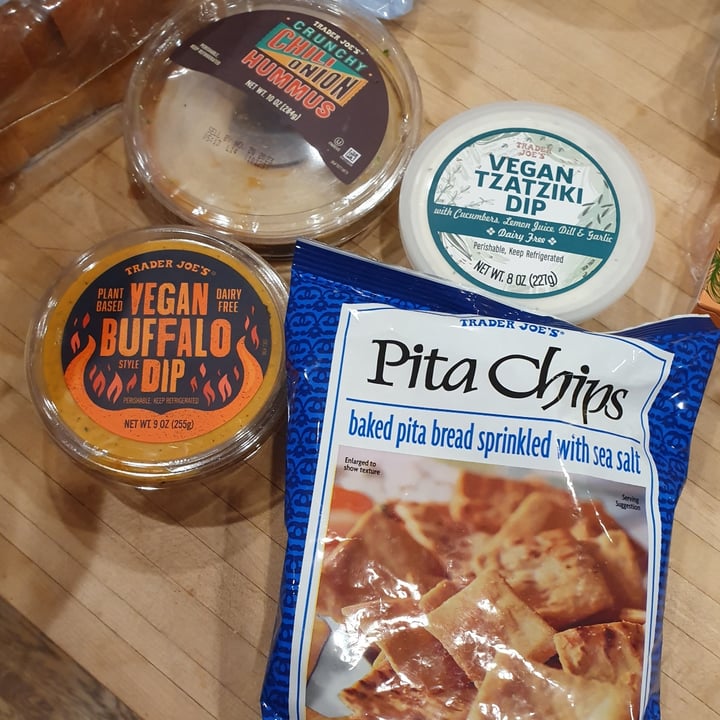 photo of Trader Joe's Pita Chips with Sea Salt shared by @anistavrou on  19 Oct 2023 - review