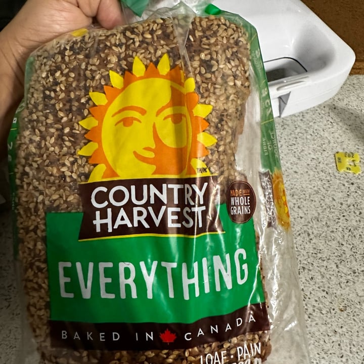 photo of Country Harvest Ancient Grains & Red Fife shared by @avnieatsvegan on  07 Sep 2023 - review