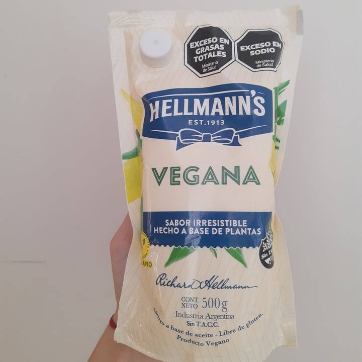 photo of Hellmans vegana Hellmannn's VEGANA shared by @ktpmor on  07 Dec 2023 - review