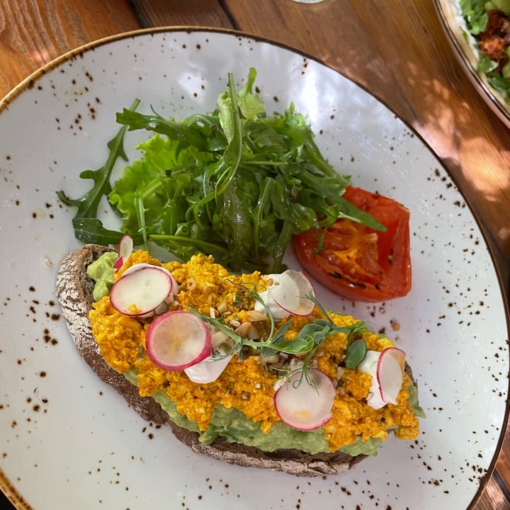 photo of SEVA Experience Avocado Toast with Scrambled Tofu shared by @vegzari on  18 Feb 2024 - review