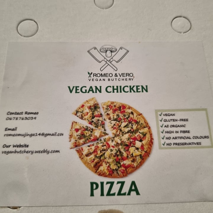 photo of Vegan Butcherie by Romeo & Vero (Delivery and Takeaway) Vegan Chicken Pizza shared by @carmz on  03 Oct 2023 - review