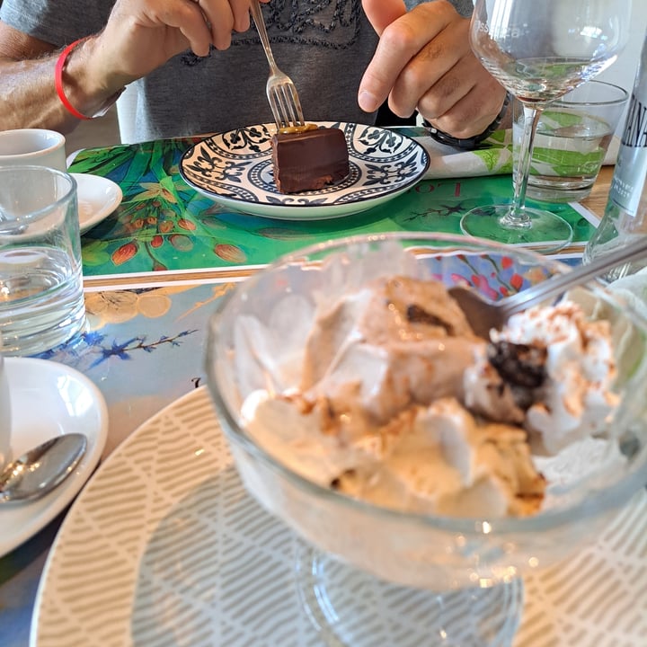 photo of Essenza Love Natural Food Gelato Oreo shared by @ilariaraffa on  09 Sep 2024 - review