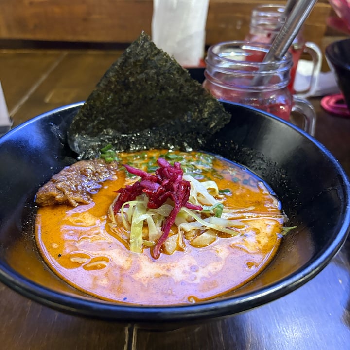 photo of Vegan Ramen Mei Del Valle Red Tonkotsu shared by @eypurrr on  10 Aug 2025 - review
