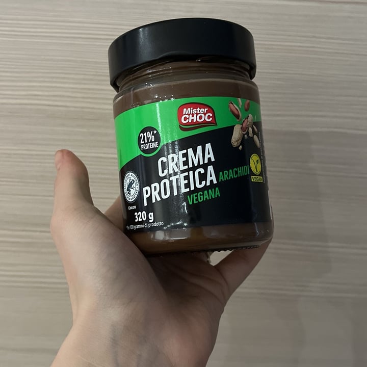 photo of Mister CHOC crema proteica arachidi shared by @greenavocado on  17 Mar 2024 - review