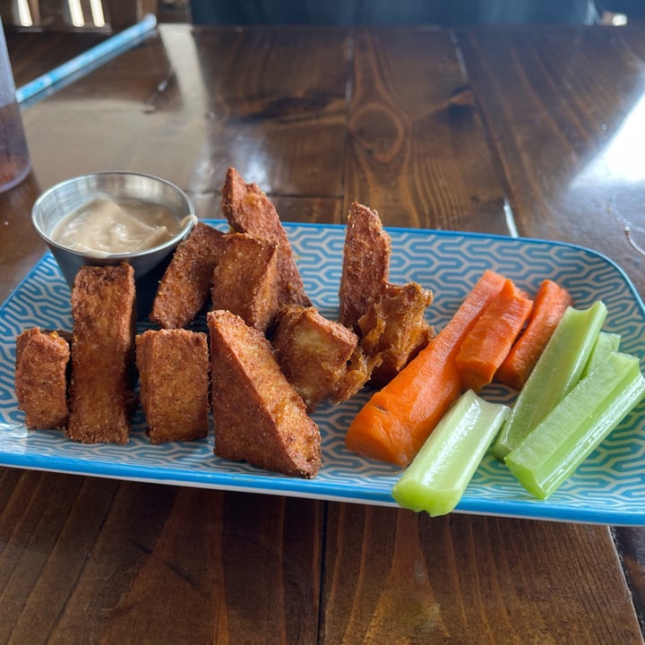 photo of Coyote Kitchen Tofu Wings shared by @sophierr on  16 Jun 2024 - review