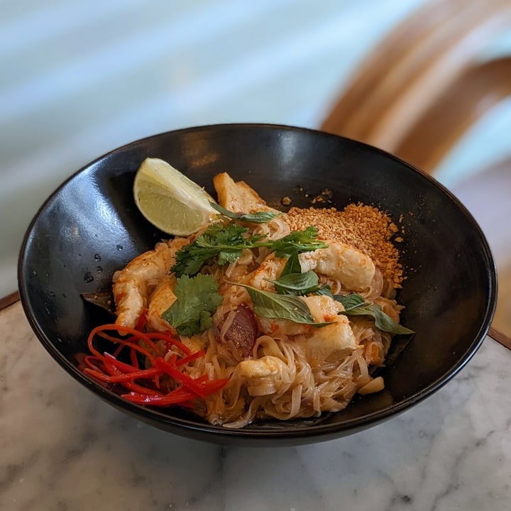 photo of Privé Asian Civilisations Museum Plant Based 'Prawn' Pad Thai shared by @xinru-t on  26 Apr 2024 - review