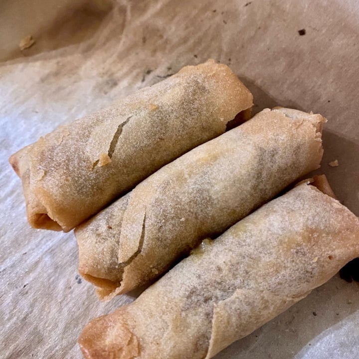 photo of OmniFoods Plant-based Spring Rolls shared by @sandrews on  17 Nov 2023 - review