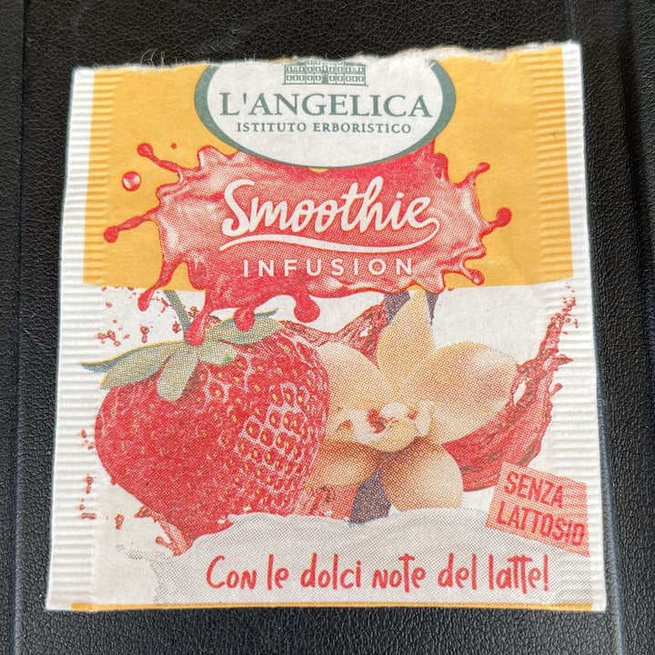 photo of L'angelica smoothie fragola e vaniglia shared by @greenavocado on  27 Apr 2024 - review