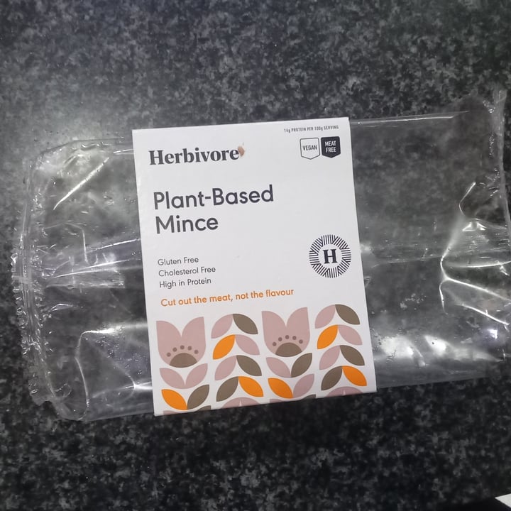 photo of Herbivore Plant based mince shared by @zoezurnamer on  11 Jun 2024 - review