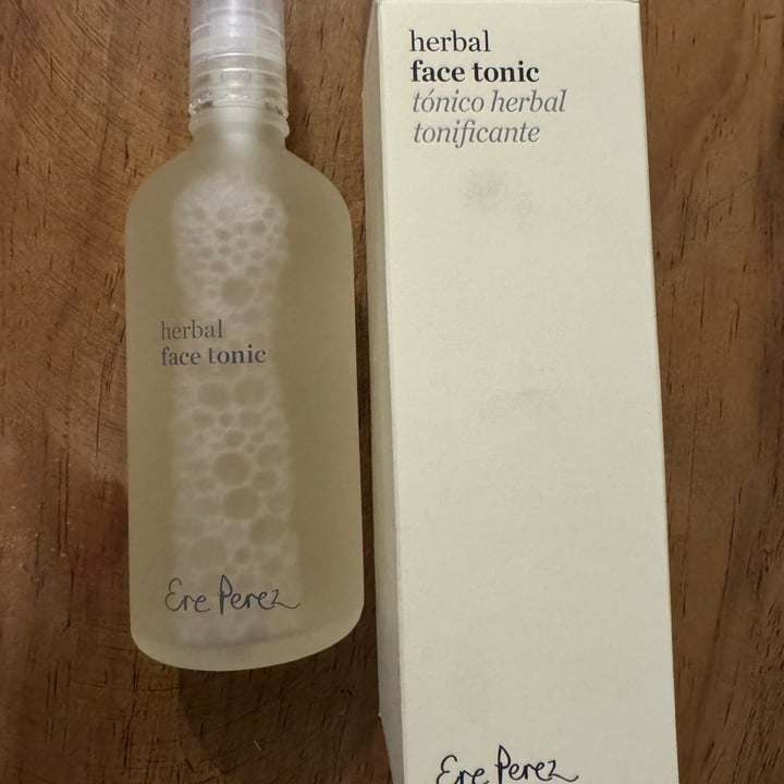 photo of Ere Perez herbal face tonic / tónico herbal tonificante shared by @maumamu on  29 Apr 2024 - review