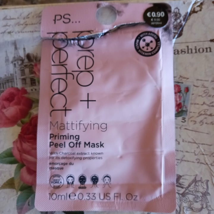 photo of Primark Beauty mascarilla matificante shared by @maryni on  05 May 2024 - review