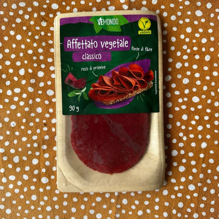photo of Vemondo affettato vegetale classico shared by @silviadmb on  30 Apr 2024 - review