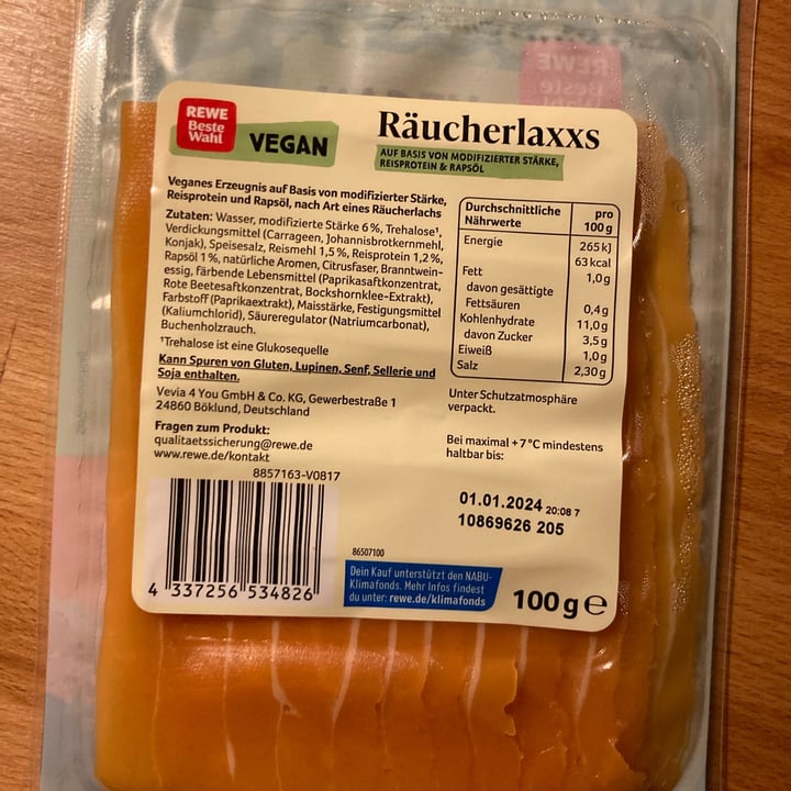 photo of Rewe Raucher-Laxxs (vegan Salmon) shared by @elixy90 on  13 Dec 2023 - review