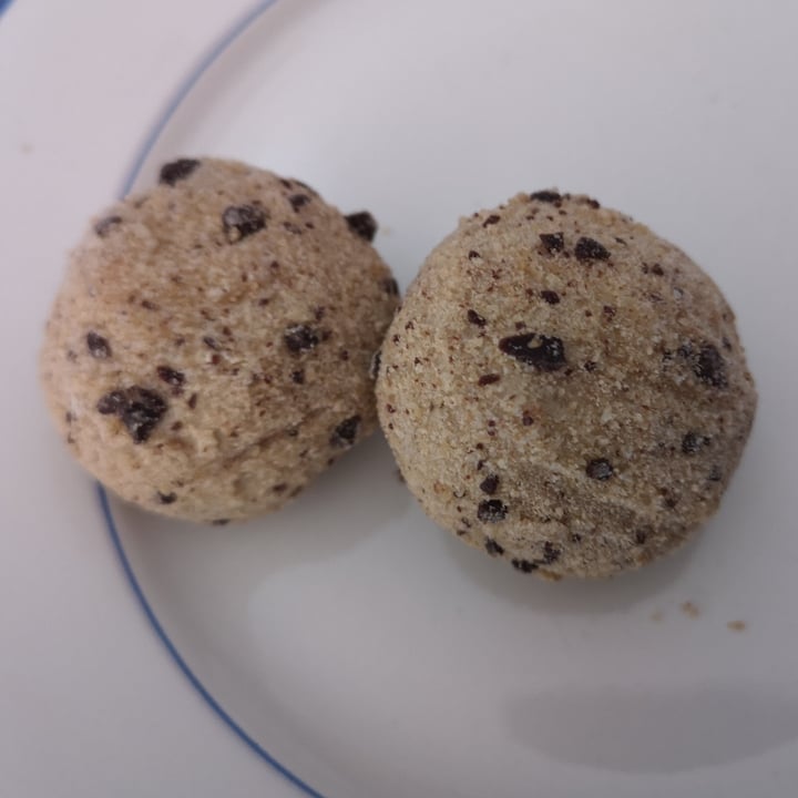 photo of Gelatelli Doughie Chocolate Chip shared by @aleveganfoodlover on  23 May 2024 - review