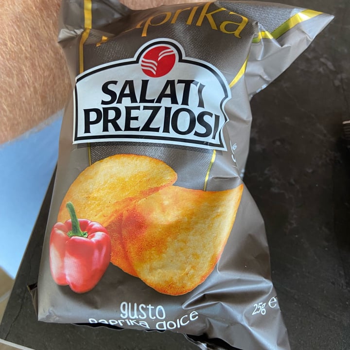 photo of Salati preziosi Patatine gusto paprika shared by @aledece on  18 Aug 2023 - review