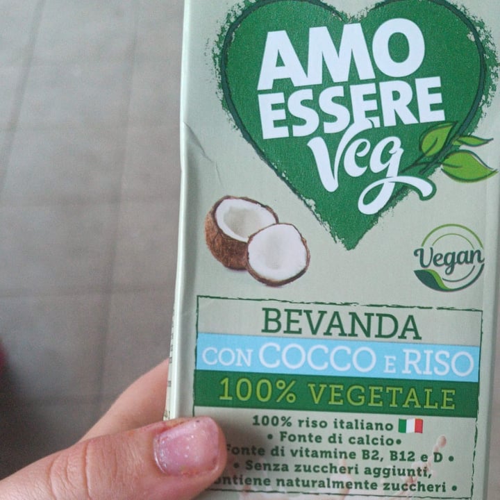 photo of Amo Essere Veg bevanda con cocco e riso shared by @feistyfuneral on  09 May 2025 - review