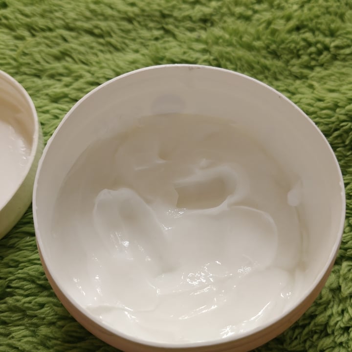 photo of Nivea Nivea Soft Hidratante shared by @artemisianera on  03 Jun 2025 - review