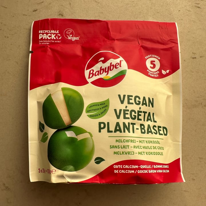 photo of Babybel Plant-Based Original Cheese Alternative shared by @thevegansofi on  03 Jan 2025 - review