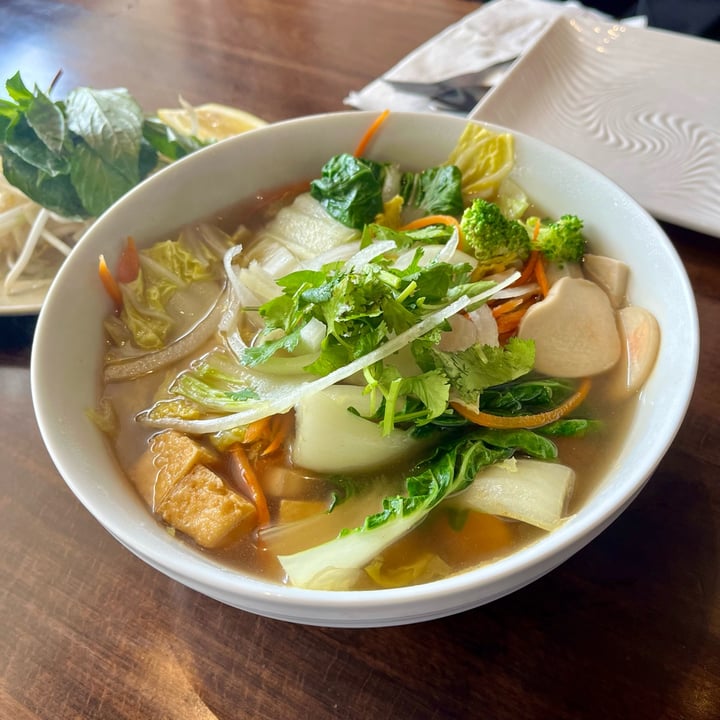 photo of Happy Flower Eatery and Boba Cali Pho shared by @kyu on  20 Apr 2024 - review