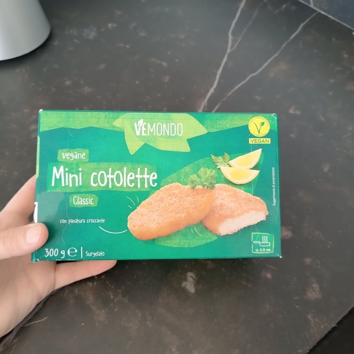 photo of Vemondo Mini Cotolette Vegane shared by @danidea on  03 May 2024 - review