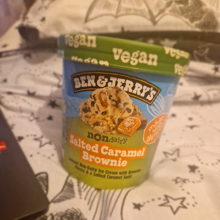 photo of Ben & Jerry's Salted caramel brownie shared by @lowrimoxo on  07 Jan 2024 - review