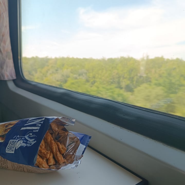 photo of Elephant Caramelised Onion Pretzels with a Twist shared by @flowvegan on  11 Jun 2024 - review