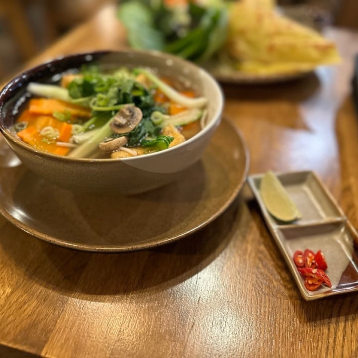 photo of Chay Long Pho (groß) shared by @lenazwo on  09 Nov 2024 - review