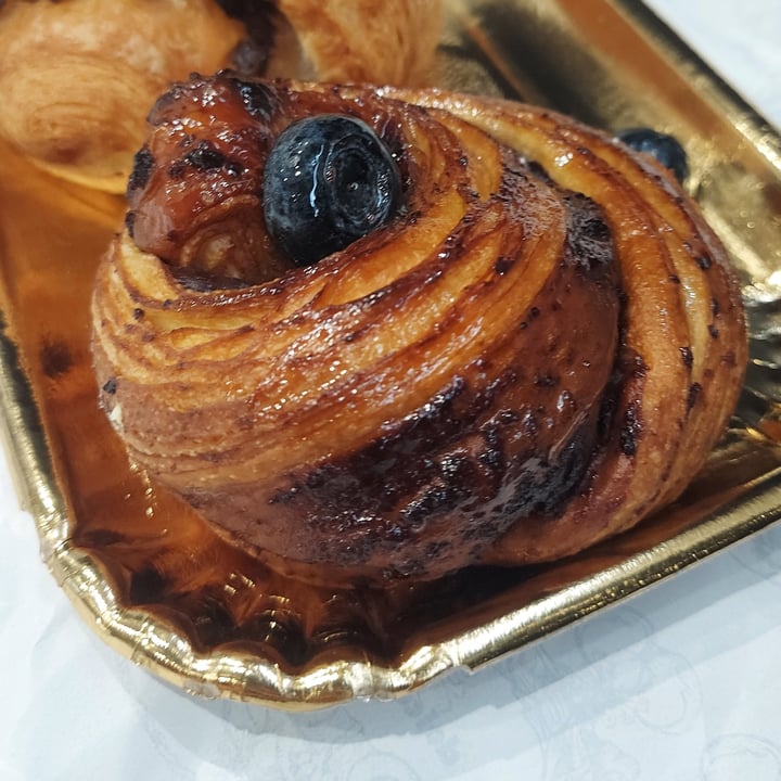 photo of Pasticceria Alpago brioche mirtillo shared by @dargina90 on  20 Sep 2025 - review