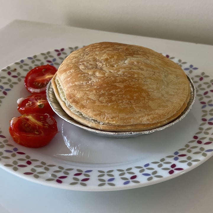 photo of Fry's Family Food steak-style pies shared by @veganadam on  22 Mar 2024 - review