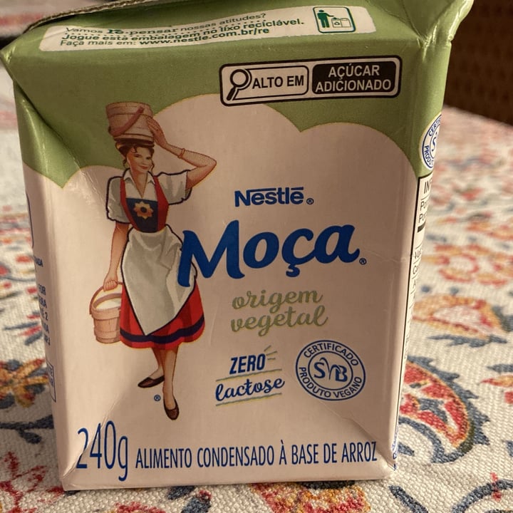 photo of Leite moça origem vegetal Nestlé leite a base de arroz condensado shared by @paulabenevides on  17 Mar 2024 - review