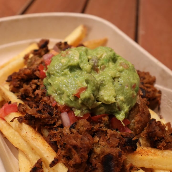 photo of Guzman y Gomez - ION Orchard Nacho Fries With Pulled Shitake shared by @raniyah on  07 Aug 2024 - review