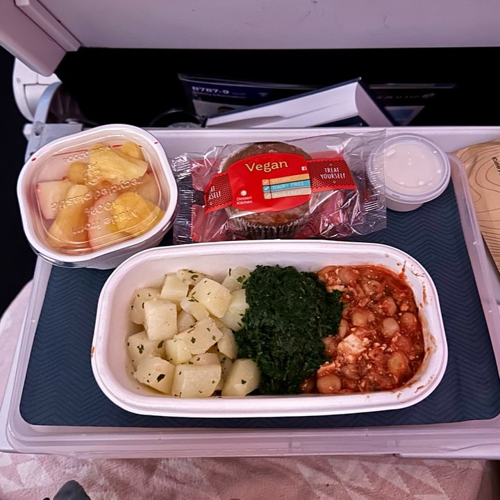 photo of Air New Zealand International Economy shared by @leratonsaveur on  23 Apr 2024 - review