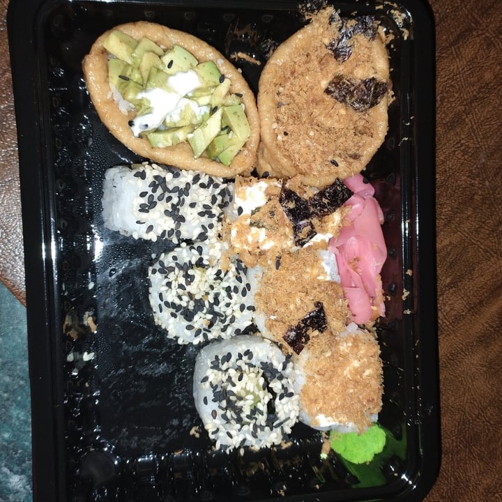 photo of Lekker Vegan Fourways sushi combo shared by @space999sailor on  18 Dec 2023 - review