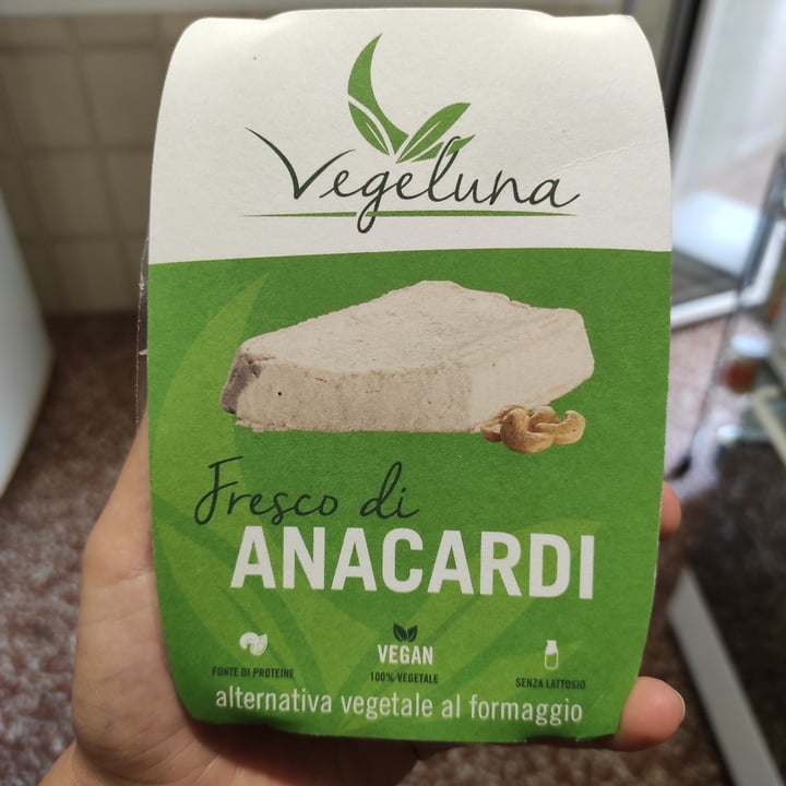 photo of Vegeluna Fresco di Anacardi Vegeluna shared by @saporidichiara on  04 Oct 2024 - review