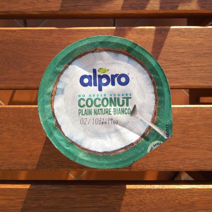 photo of Alpro coconut bianco natur shared by @manoveg on  07 Oct 2023 - review