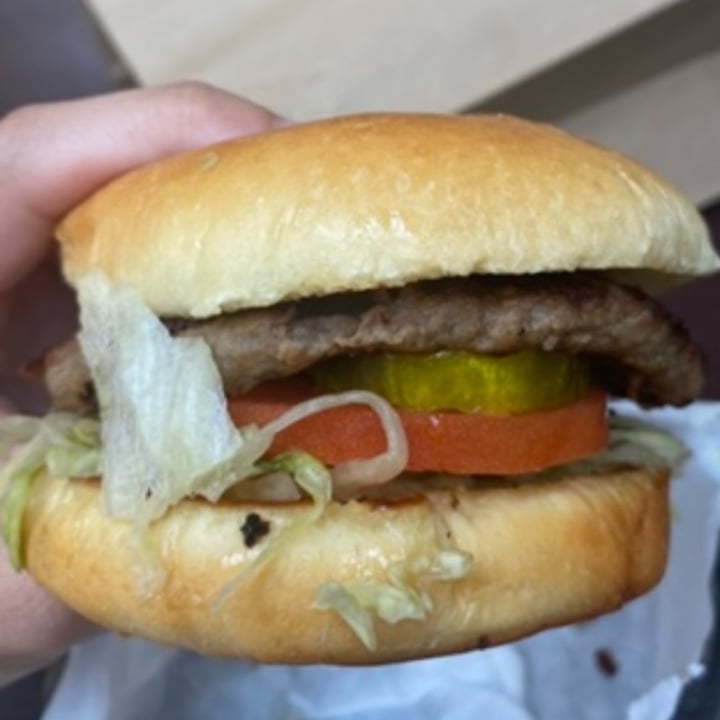 photo of Top Buns Impossible Burger (no signature sauce) shared by @miaomiao9991 on  19 Jul 2024 - review