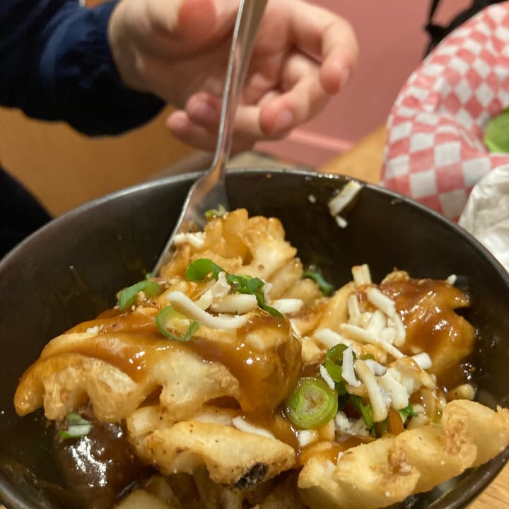 photo of Burger Fiancé poutine shared by @hungrywoman on  08 May 2024 - review