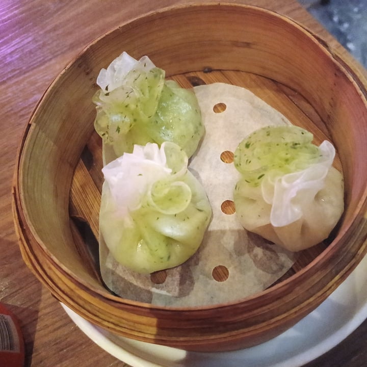 photo of Niuda Ramen a Mano 牛大面馆 ravioli al vapore con verdure miste shared by @merry-cherry-veg on  23 Aug 2025 - review