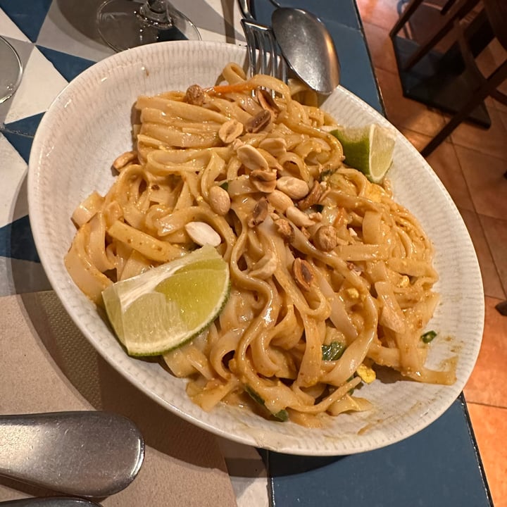 photo of VEGA Pad Thai Con Fideos De Arroz shared by @canica on  18 Dec 2023 - review