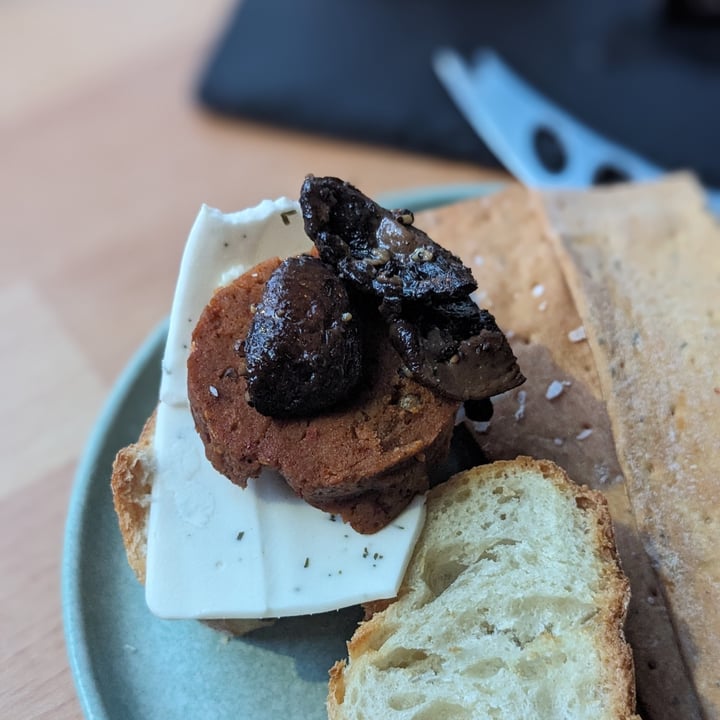 photo of Silver Fern | Cafe • Bakery • Wine Charcuterie Board - Choose Any 3 shared by @iszy on  22 Apr 2024 - review