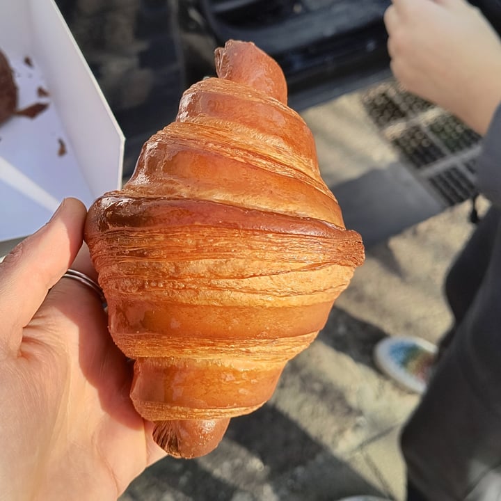 photo of Luminist Cafè Bistrot Croissant Vegan shared by @melanyminichino99 on  12 Dec 2024 - review